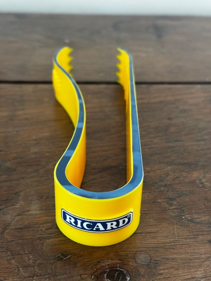 Pince à glaçons Ricard en plastique - photo numéro 1
