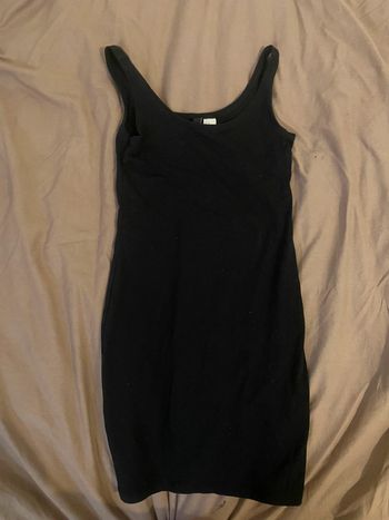 Robe noire moulante