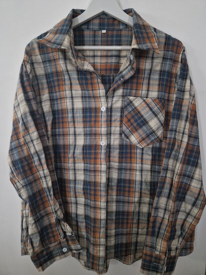 Chemise à carreaux - photo numéro 1