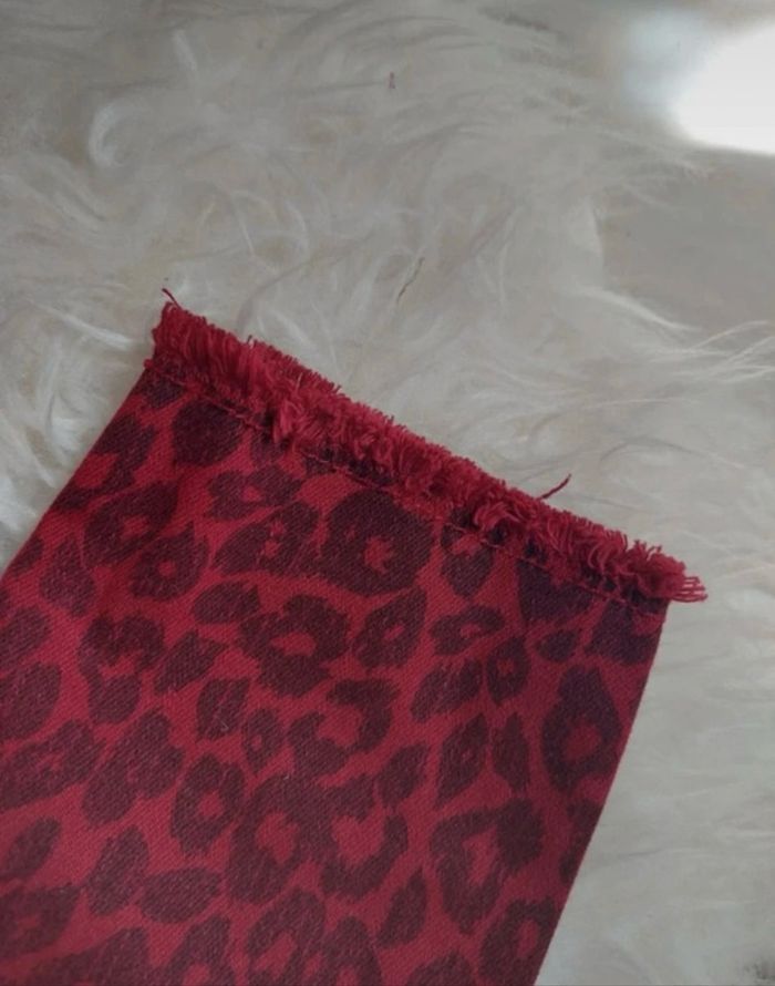Pantalon bordeaux tacheté T.S modéle blush mid waist skinny neuf - photo numéro 4