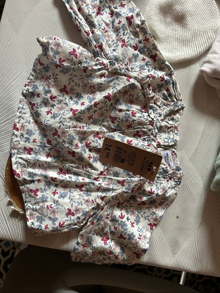 Lot de vêtements bébé fille - photo numéro 2