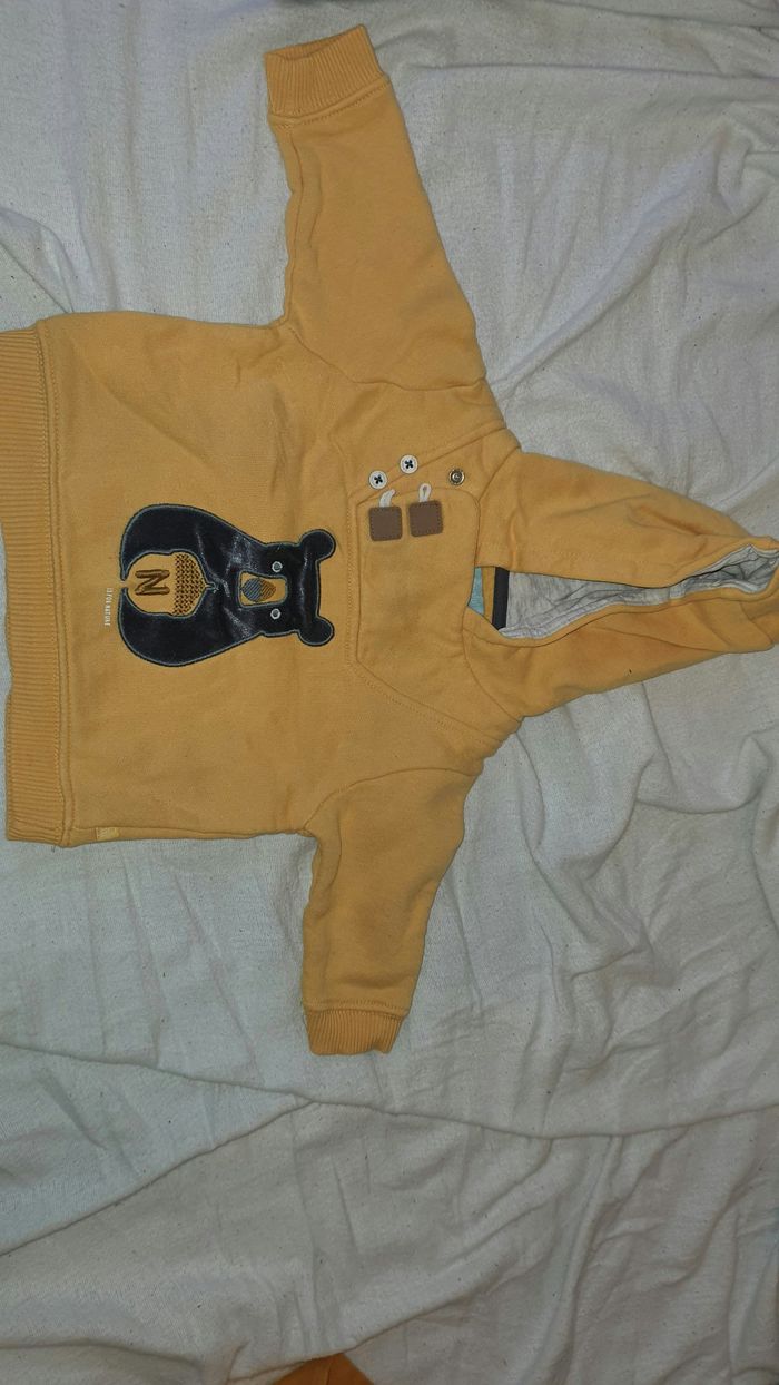 Vetements bébé 6-9 mois - photo numéro 5