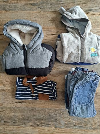 Lot de vêtements automne hiver garçon 12 mois