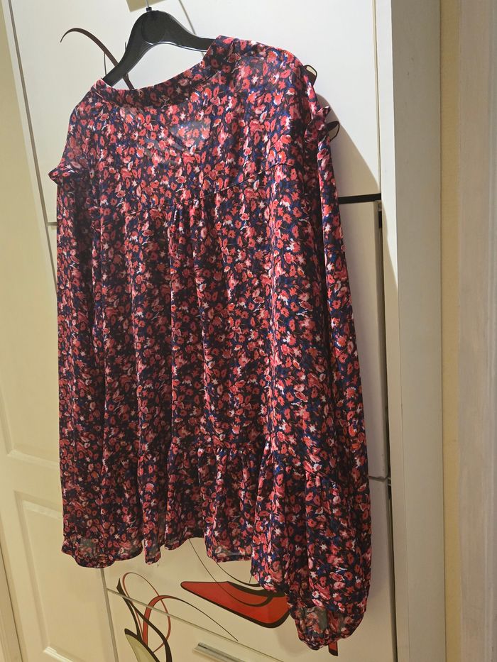 Blouse manches longues à fleurs T.44/46 Kiabi - photo numéro 3