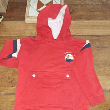 Sweat a capuche 8ans