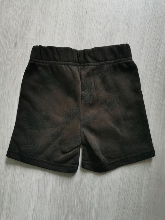 Short garçon 9-12 mois - photo numéro 2