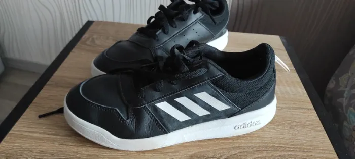 Baskets adidas noires P.36 - photo numéro 2