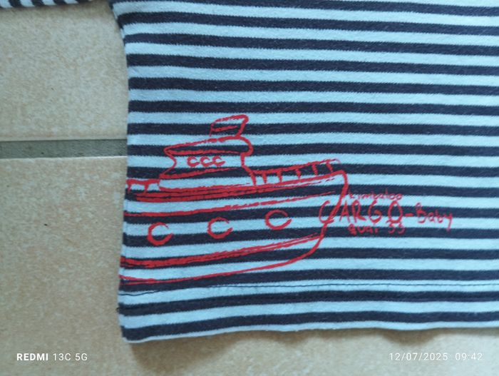 T-shirt taille 3 mois - photo numéro 2