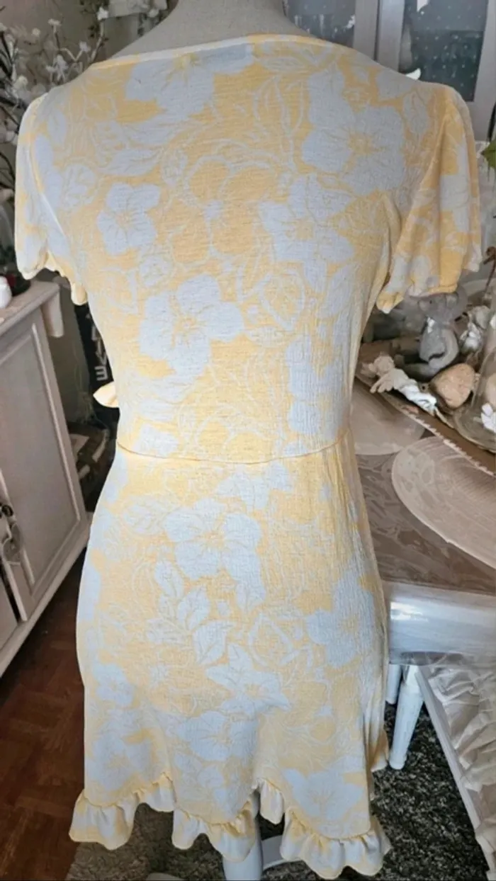 Robe porte feuille jaune et blanche Leftie Taille M - photo numéro 5