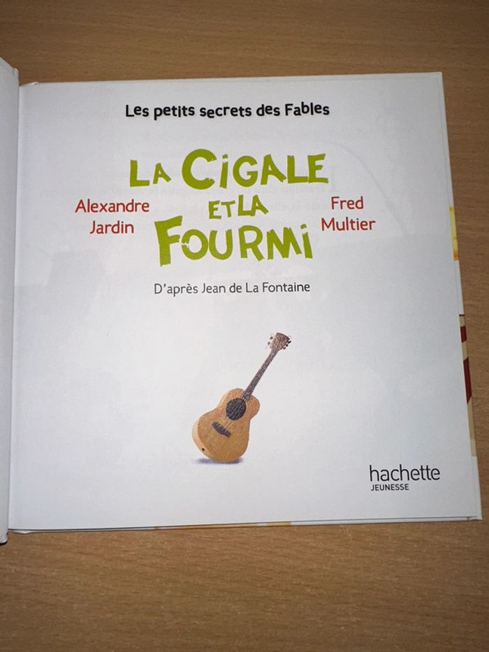 Livre enfant “La cigale et la fourmi” conte classique illustré - photo numéro 2