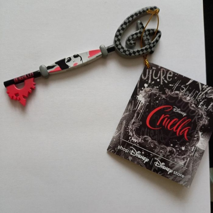 Clé Disney Cruella - photo numéro 2