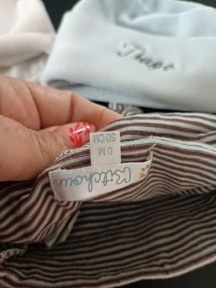 Lot de bonnets naissance / 1 mois - photo numéro 2