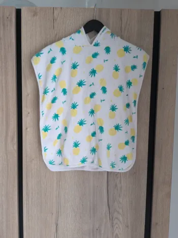 Serviette de bain poncho enfant Kiabi ananas