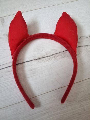 Déguisement enfant serré tête cornes de diable rouge