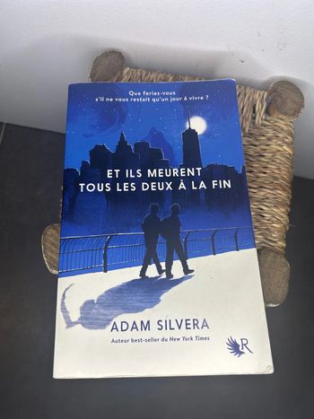 Et ils meurent tous les deux à la fin