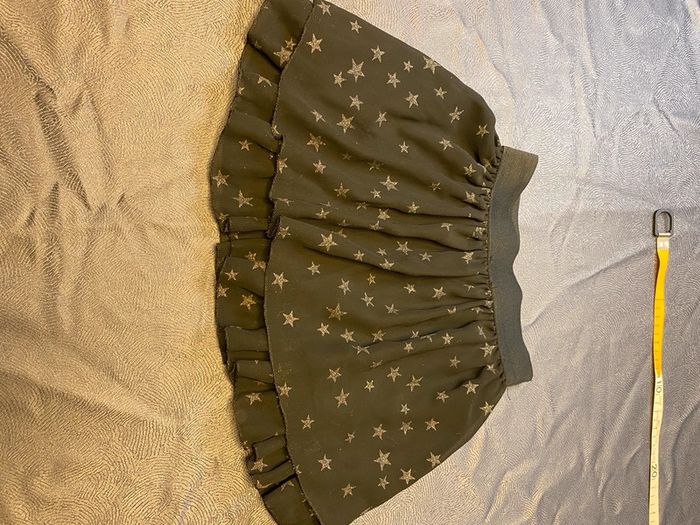 Jupe noire étoiles grises 6ans - photo numéro 9