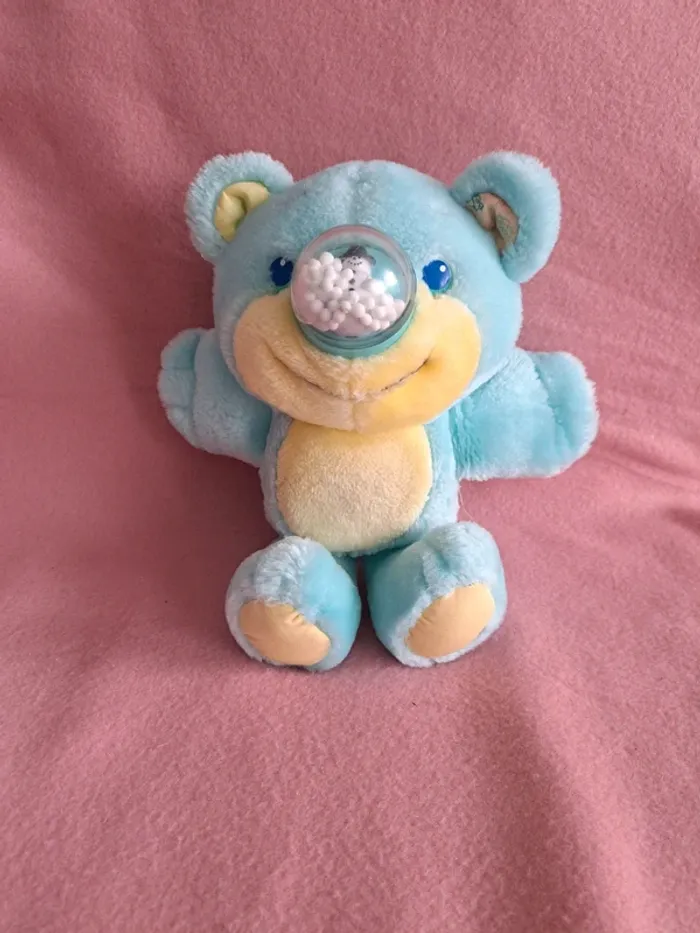 Nosybear