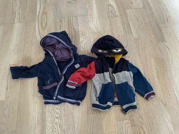 Gilets taille 12 mois