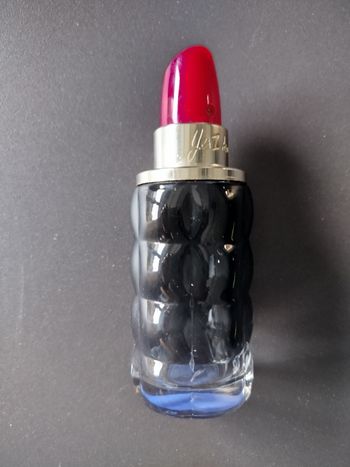 Collection parfum vide Yes i am