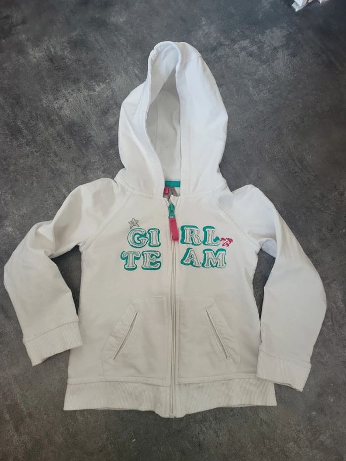 Gilet fille 4 ans orchestra très bon état