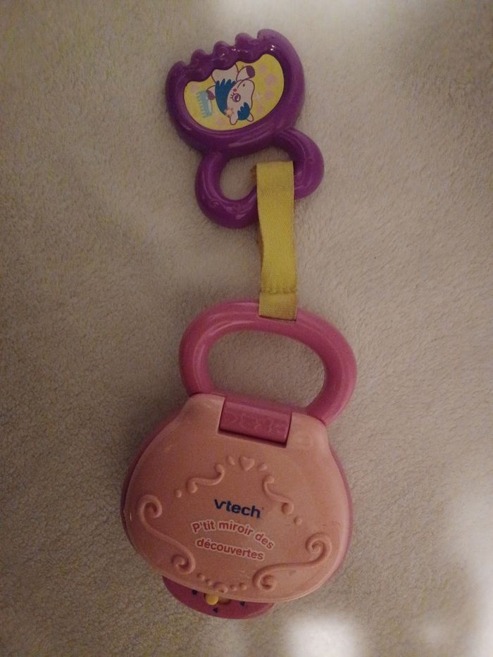 Petit jouet pour bébé