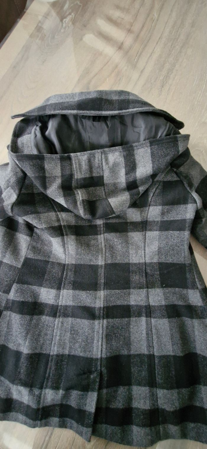 Manteau à grand carreaux - photo numéro 2