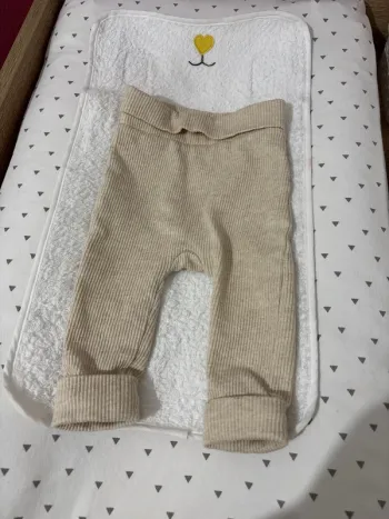 Pantalon beige 6 mois