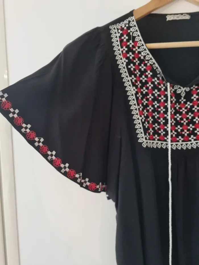 Blouse manches courtes - photo numéro 2