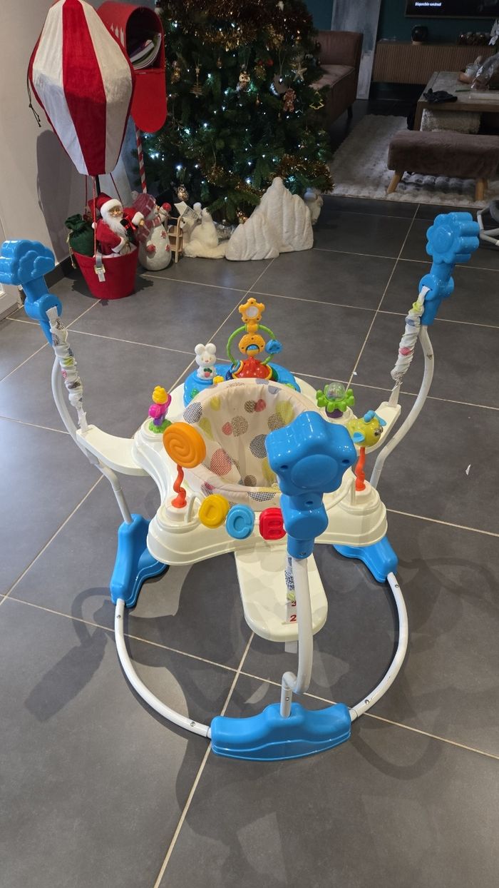 Sauteur bebe