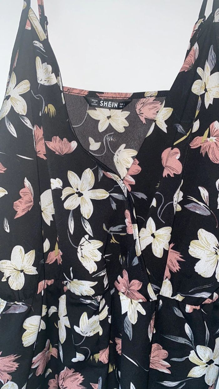 Très joli Combi short fleuri - photo numéro 6