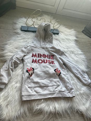 Très beau sweat capuche 🥰 minnie mouse taille 6 ans disney   Des petites traces de stylo