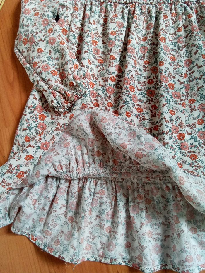 Robe fleurie manches longues Vertbaudet taille 5 ans - photo numéro 9