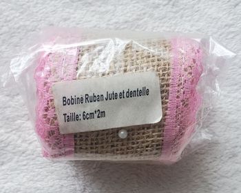 1 bobine de ruban en jute et dentelle