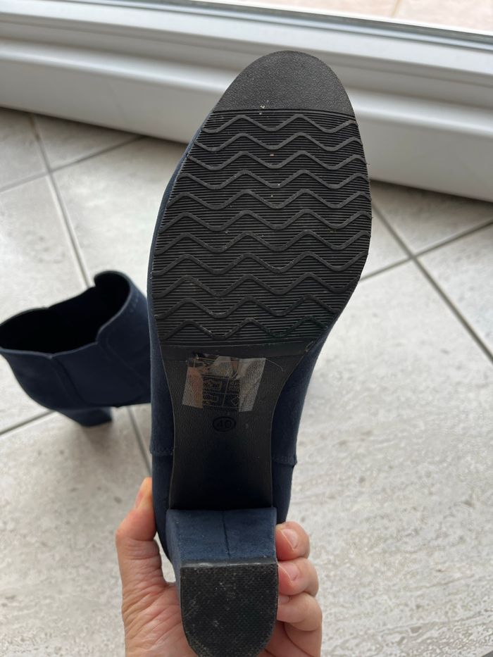 Bottines en suédine bleu marine - photo numéro 5