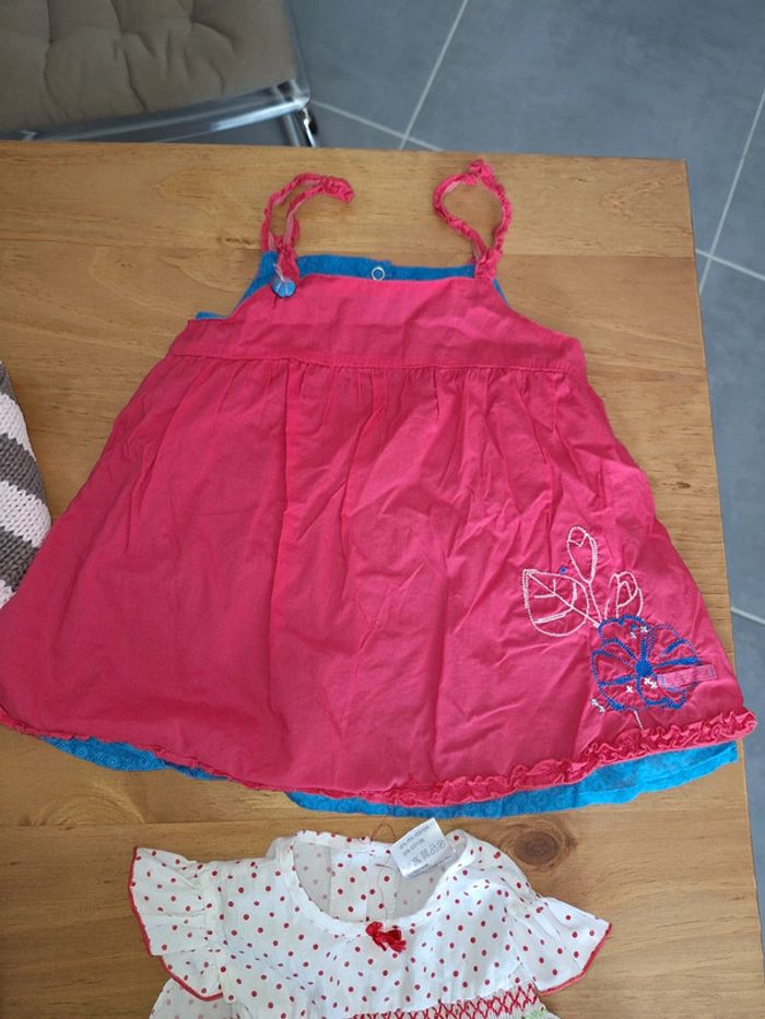 Lot de vêtements - photo numéro 2