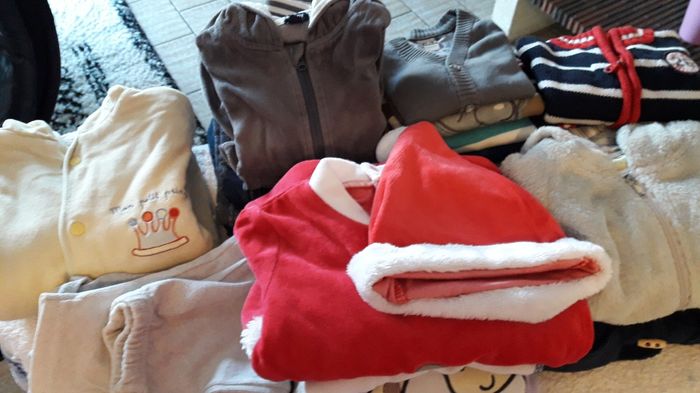 Lot vêtements bébé 18 mois - photo numéro 3