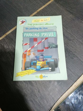 Livre la planète des alphas un parking de rêve