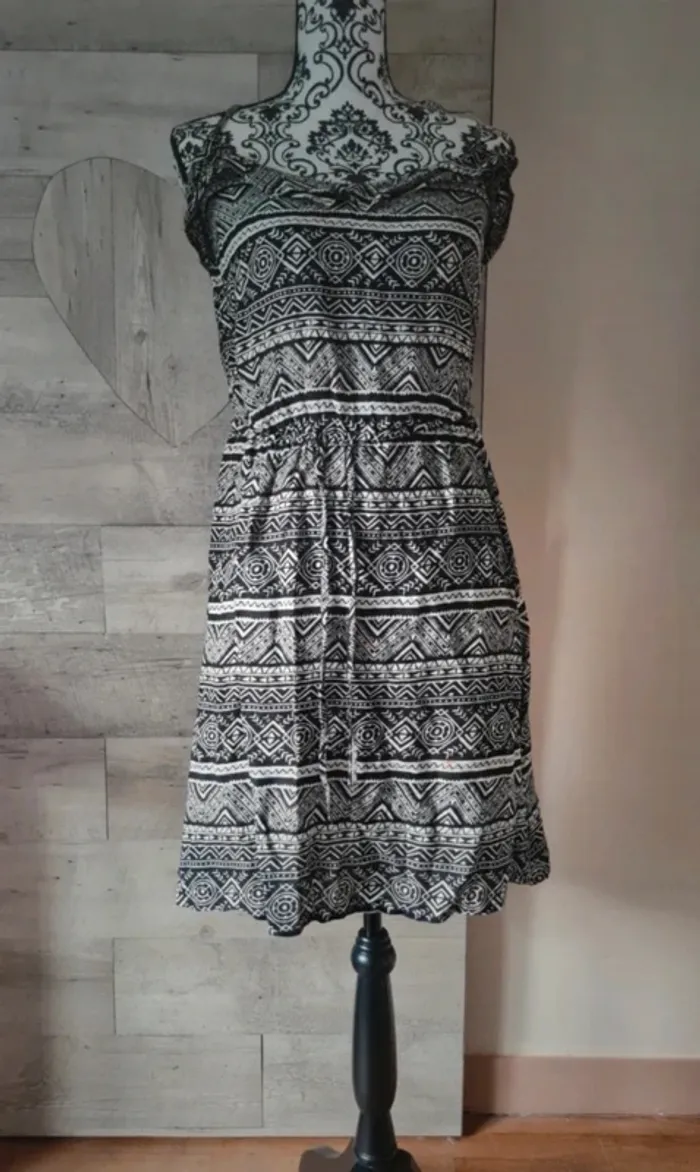 Robe à bretelles