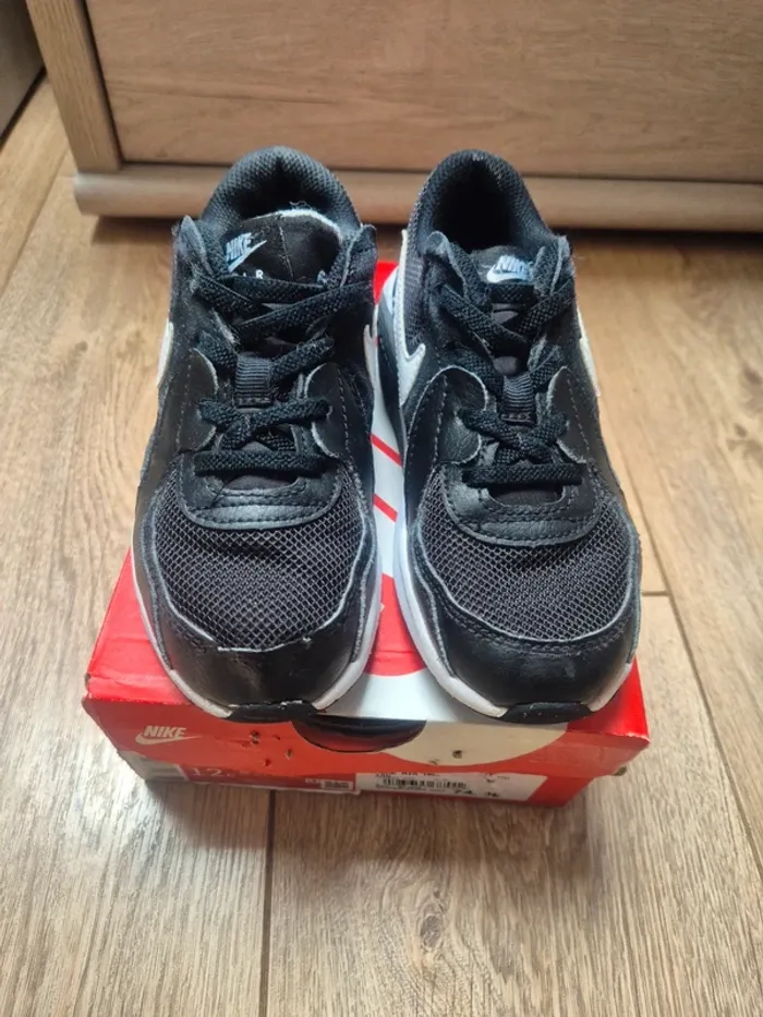 Chaussures baskets nike air max excee pointure 29,5 - photo numéro 2