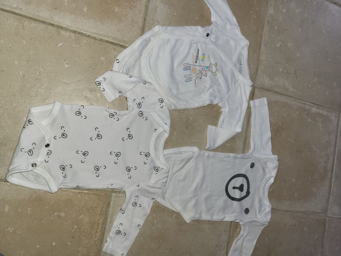Lot 3 body mixte 3 mois