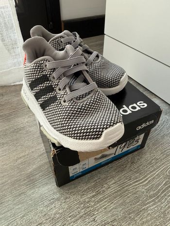 Basalte bébé neuve adidas