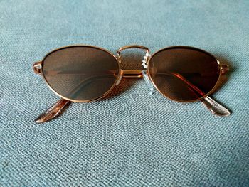 Lunettes de soleil rondes vintage – Neuves