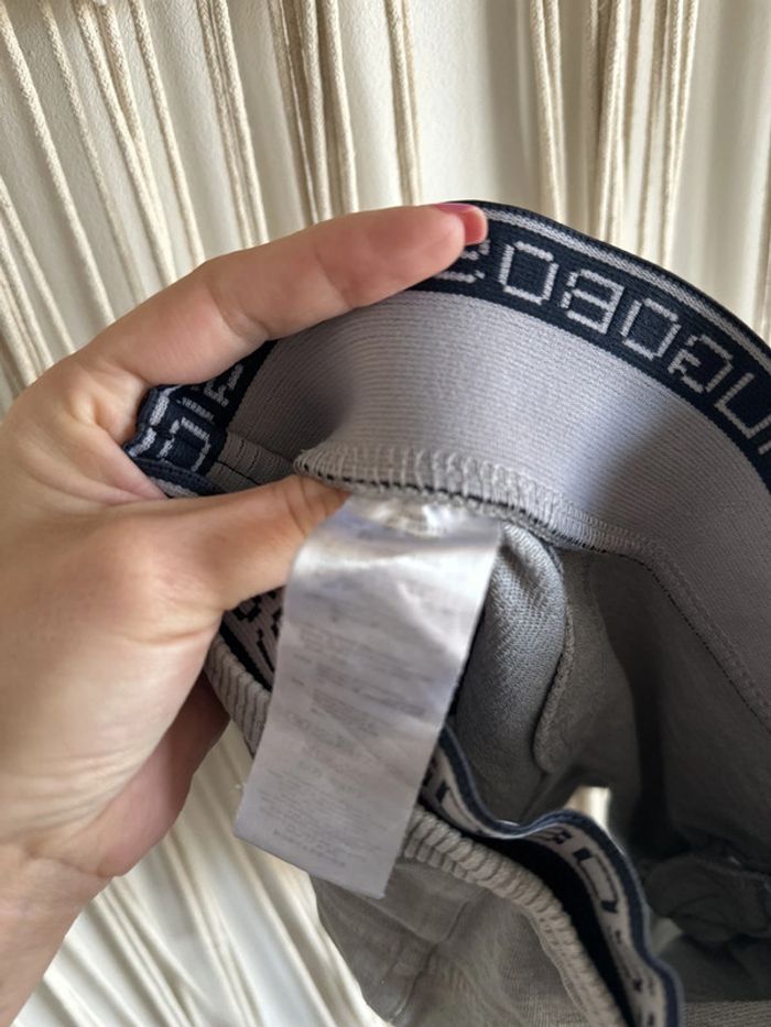 Bermuda Hugo Boss 4 ans - photo numéro 4