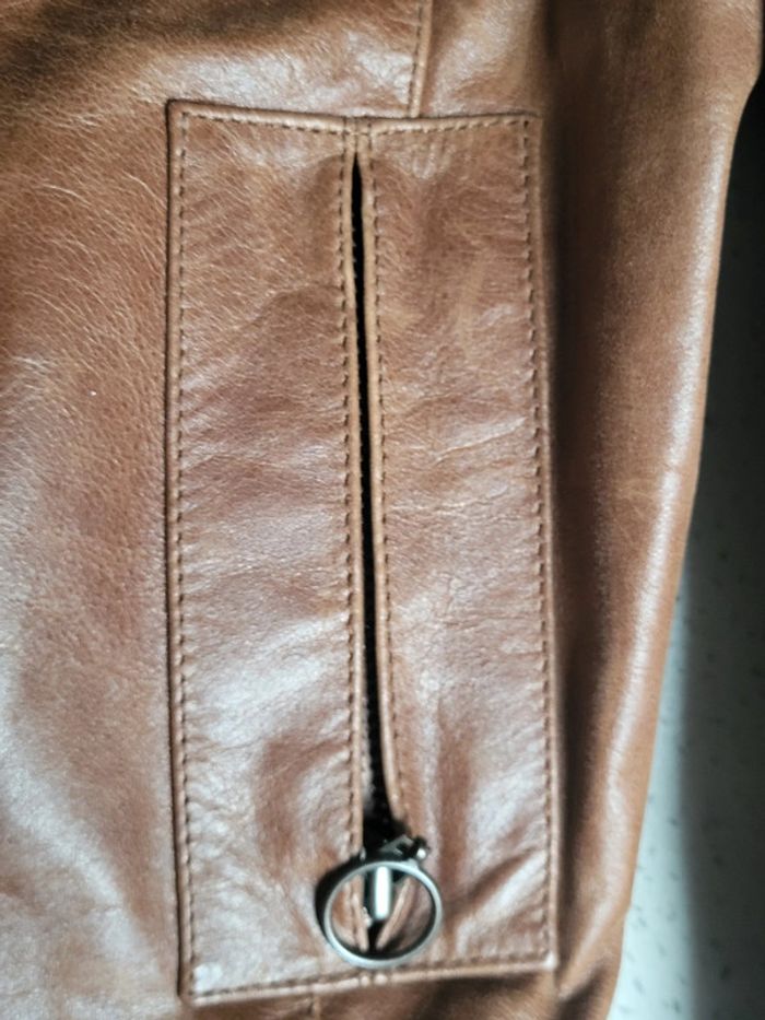 Magnifique veste en cuir vachette véritable. - photo numéro 2