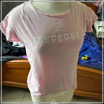 T shirt boudeuse marque cache cache taille 40 voir mesures plus d'étiquette