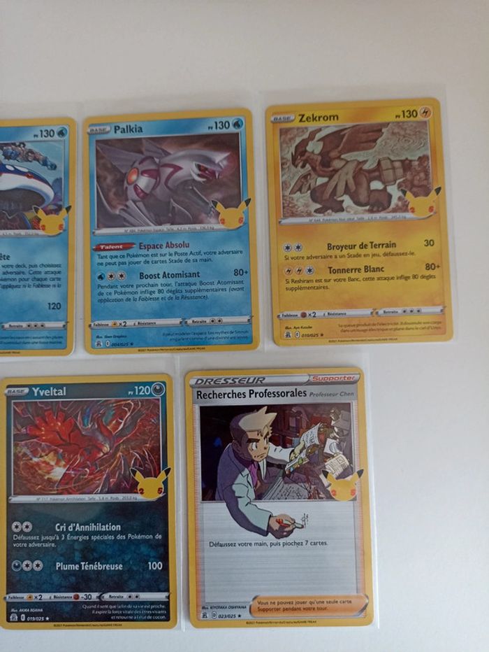 Lot 7 cartes Pokémon Holo célébration - photo numéro 4
