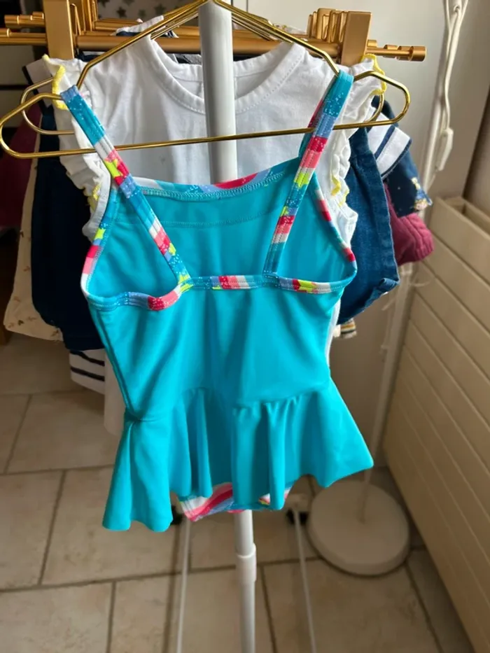 Maillot de bain tribord 2 ans en parfait état - photo numéro 3