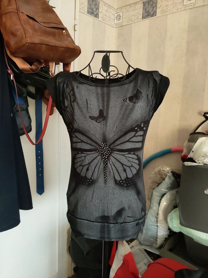 T-shirt Femme papillon