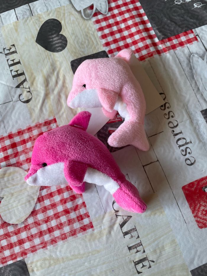 Lot de deux petites peluches dauphins roses - photo numéro 2