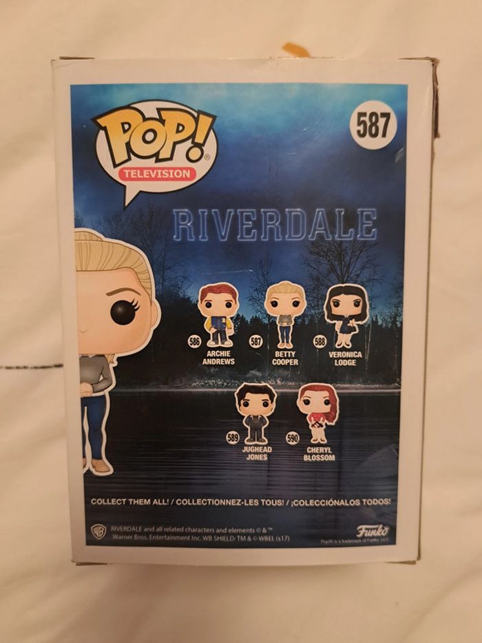 Figurine Funko Pop Betty Cooper (Serie Riverdale) - photo numéro 10